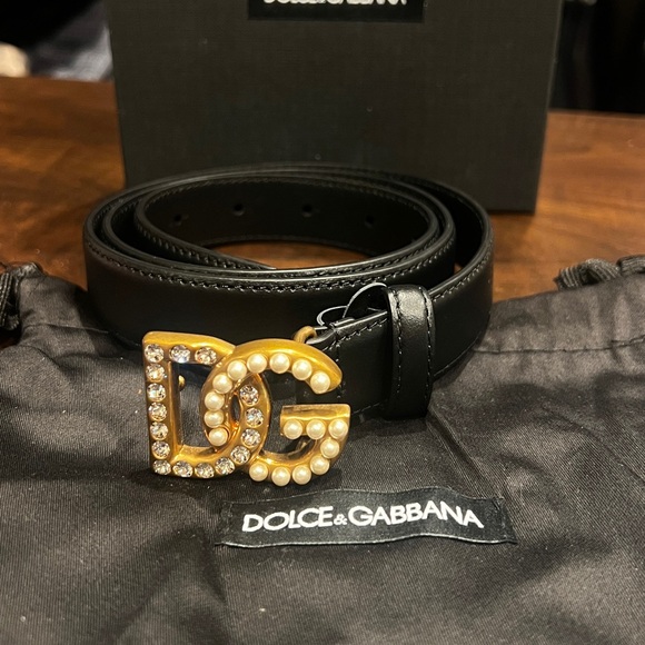 COPY - Dolce & Gabbana Calfskin Belt, black, 85cm, DG logo, Excellent Condition! main image 8